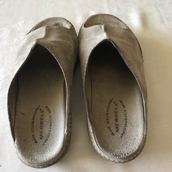 Merrell Slip on Grey Color Pre-own. - Picture 2 of 5